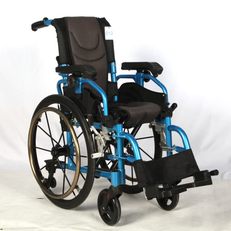 Dual-Time Zone Traveler’s Watch